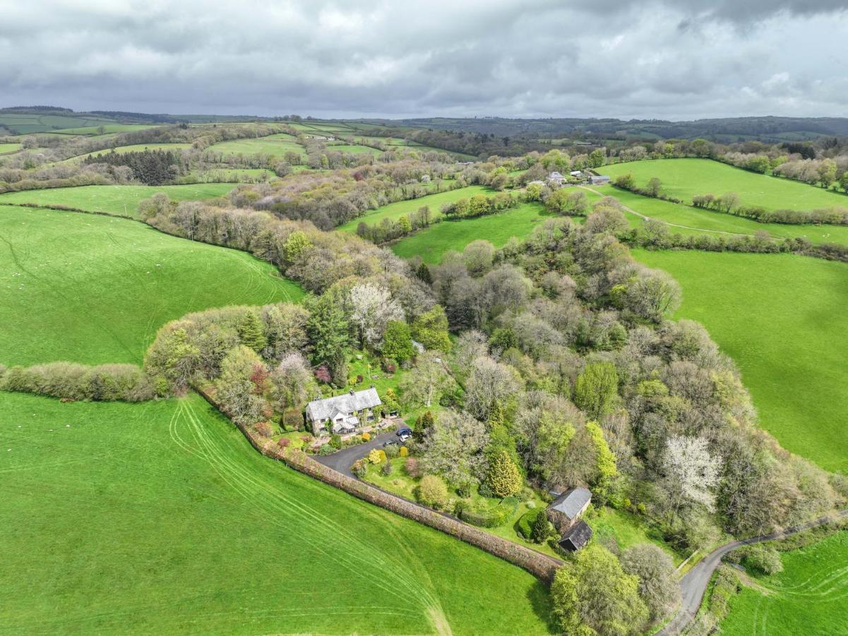 Nutsford House Bed & Breakfast Dulverton Exterior foto